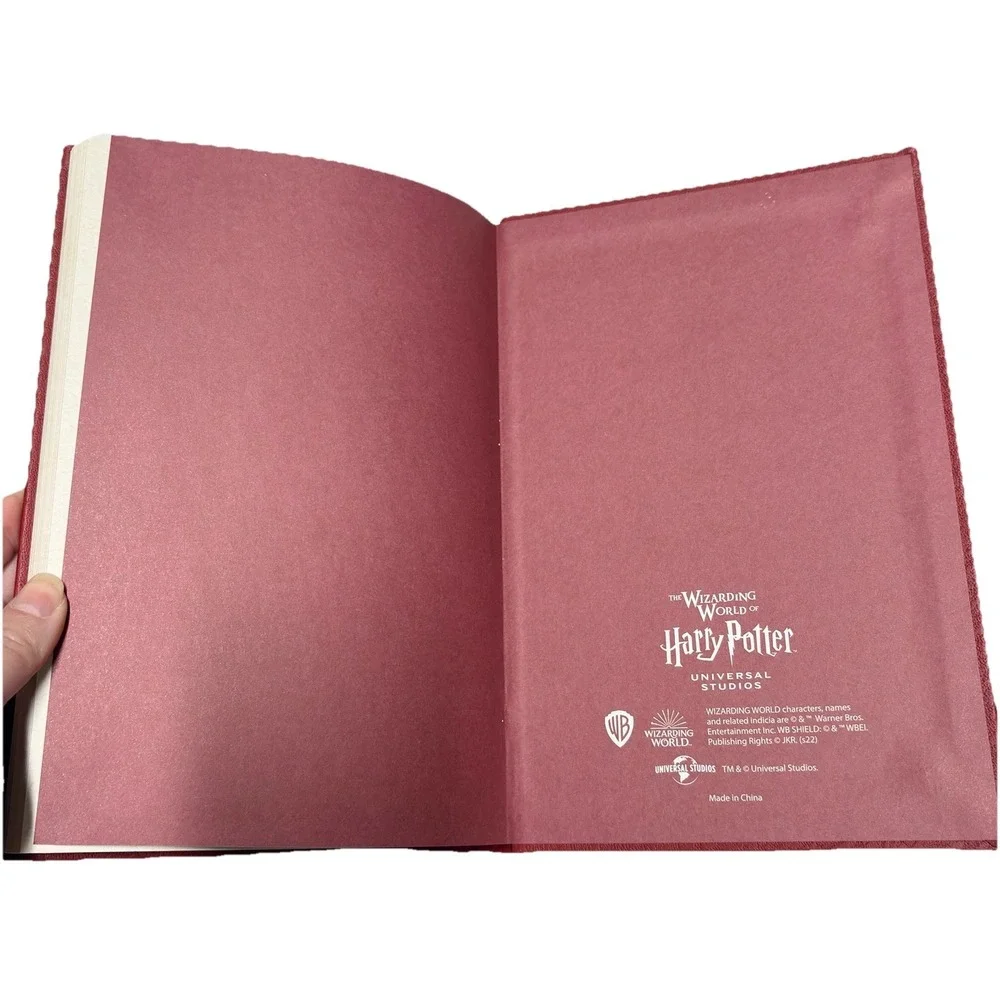 Wizarding World Harry Potter Gryffindor Red‎ Journal Universal Studios Notebook